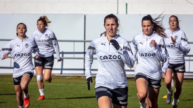 El Valencia buscará su mejor racha en el derbi contra el Villarreal
