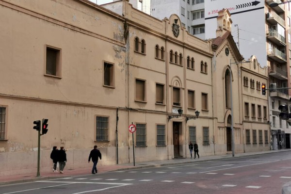 A la espera de Europa: el viejo asilo y la antigua comisaría, obras estrella para el siguiente mandato