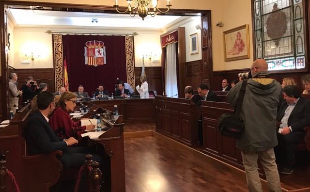 Moliner saca adelante el Presupuesto de la Diputación de Castellón con sólo un voto en contra