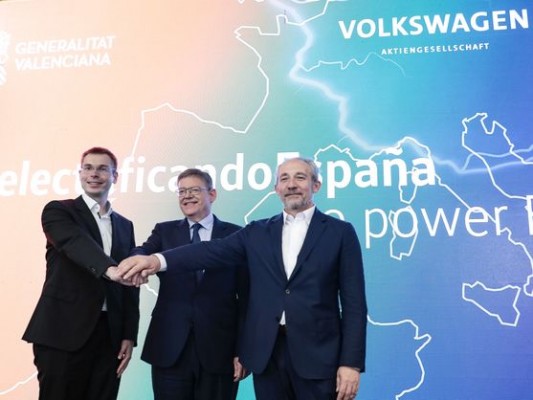 El PSPV ya vio venir la gigafactoría de baterías en el programa electoral redactado a finales de 2018