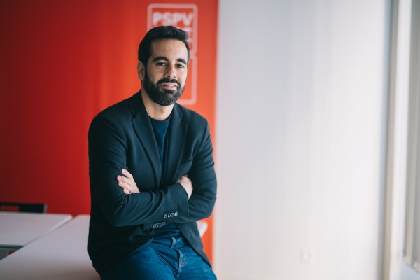 José Muñoz: 