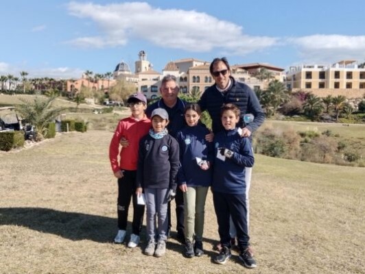 La cantera de la FGCV da el golpe en las pruebas de Meliá Villaitana