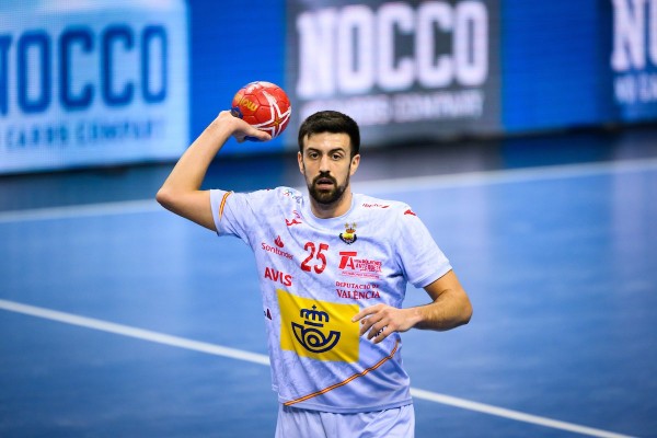 Los 'Hispanos' buscan una victoria de prestigio ante Francia
