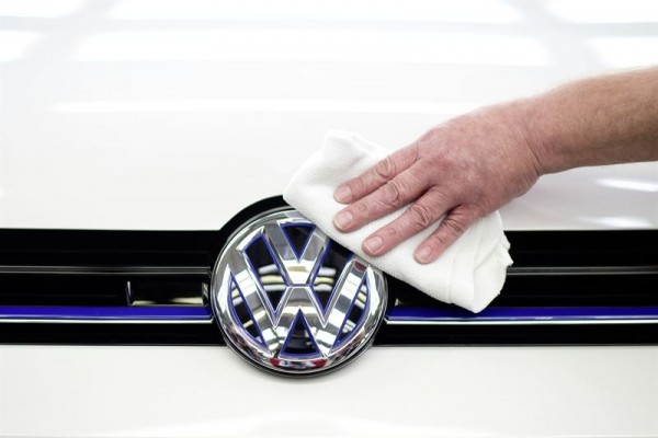 Las nuevas irregularidades de Volkswagen le cuesta una rebaja del rating