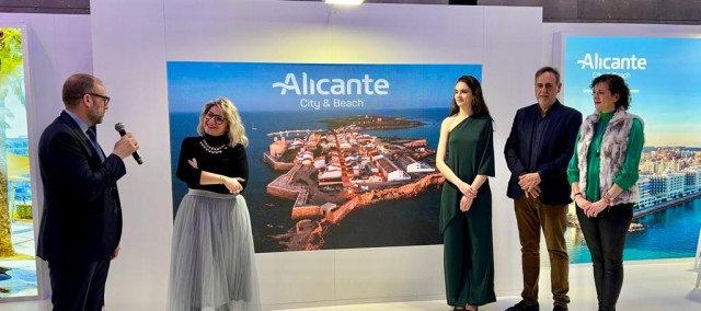 Alicante potencia el turismo idiomático y las fiestas para cerrar su promoción en Fitur