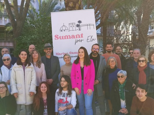 Marian Campello presenta su proyecto para Compromís per Elx arropada por colectivos sociales