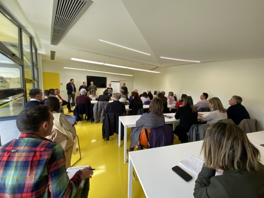 Los Centros de Formación de Profesorado se reúnen en el  Cefire La Nucía