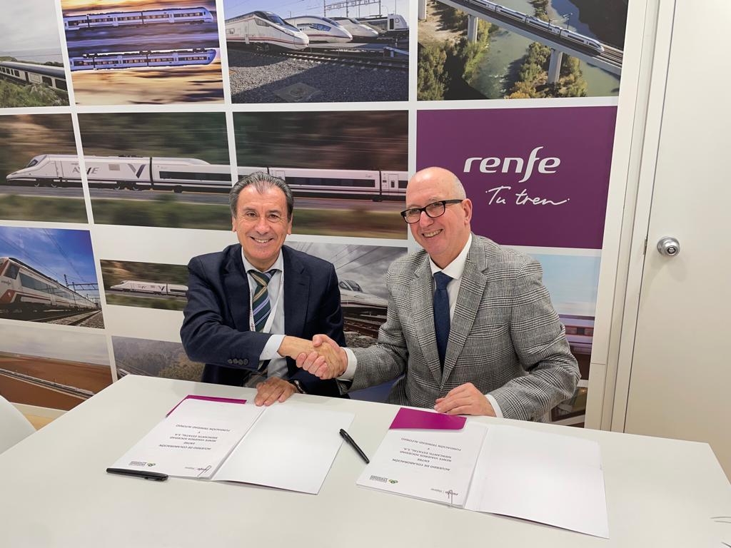Renfe y la Fundación Trinidad Alfonso renuevan acuerdo para seguir promoviendo el deporte en la Comunitat