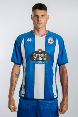 Deportivo y Hércules cierran la cesión de Alberto Retuerta, quien ocupará la licencia de Marcos Bravo