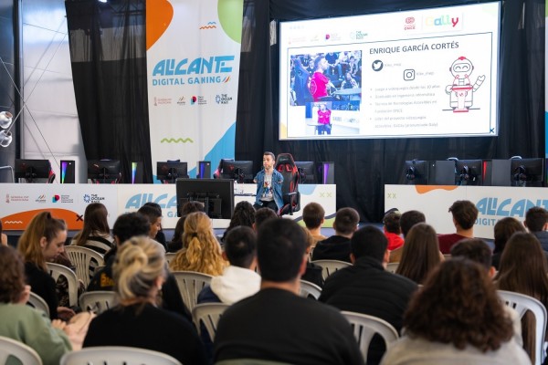 Alicante Puerto de Salida consigue un récord de visitas en la zona Gaming con cerca de 40.000 asistentes