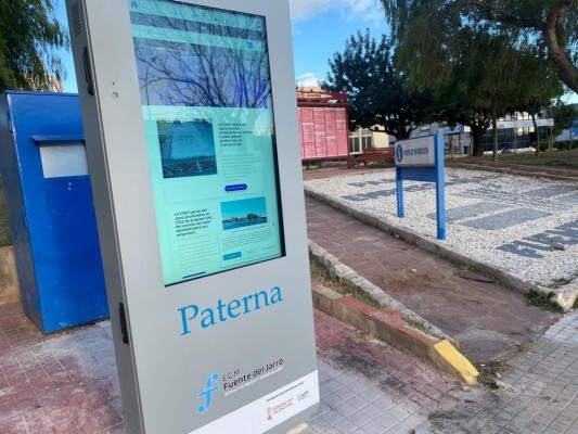 Fuente del Jarro ya cuenta con tótems digitales que ofrecen información actualizada