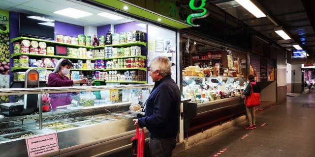 El Ayuntamiento confía en comenzar las obras del mercado de Verónicas en verano tras trasladar a los placeros