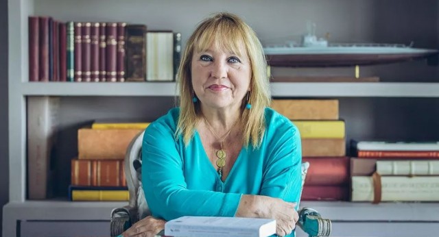 Puchalt presenta en Murcia su novela sobre secretos de familia: 'No hay bisontes en los valles de amapolas'
