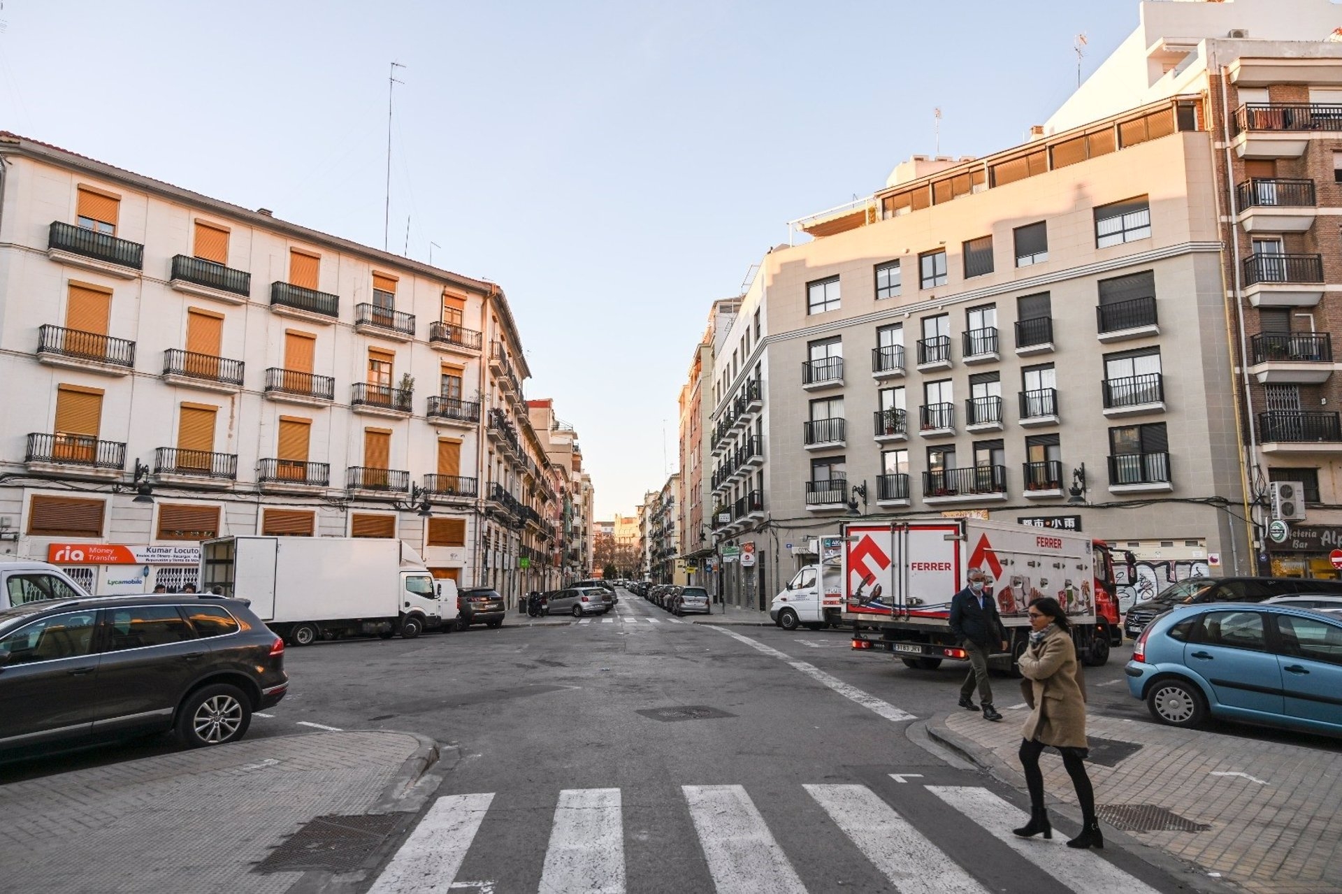 Los vecinos de La Roqueta pueden pedir la tarjeta de residente para el estacionamiento reservado