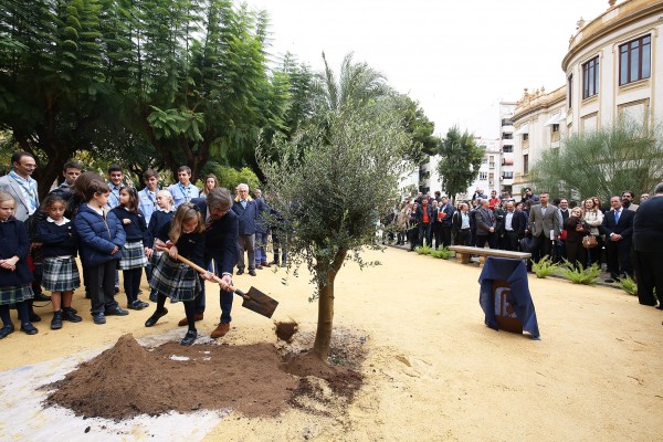 La Diputación inicia la campaña para plantar un millón de árboles y evitar emisiones de CO2