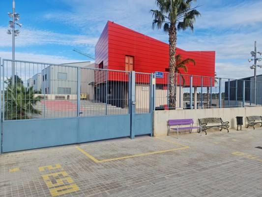 CSIF denuncia que el IES Ricardo Marín de Cheste lleva cuatro meses sin un profesor de Informática