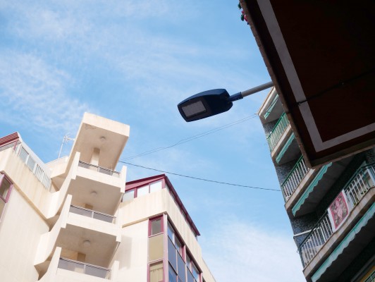 Crevillent solicita una ayuda para instalar alumbrado eficiente y dos puntos de recarga eléctricos