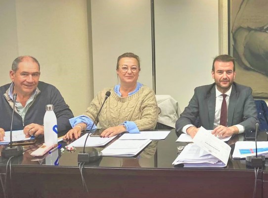 El PP acelera la ratificación de alcaldables mientras la crisis de Alzira se agrava con la marcha de un edil