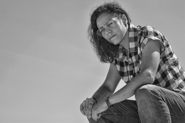 Sara J. Trigueros explora en 'Arkhé' las resbaladizas fronteras de la salud mental
