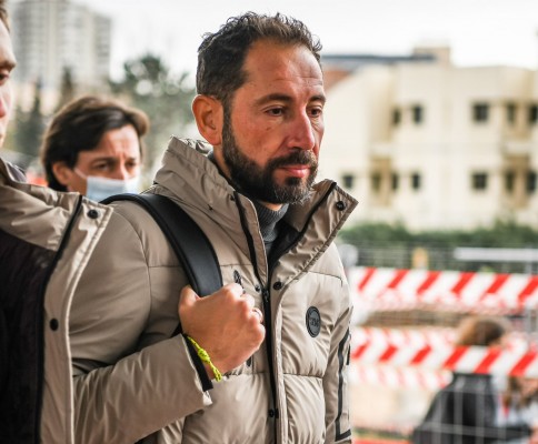 Magallán y Carmona entran en la convocatoria para Cádiz de la que se caen Lirola y Quina
