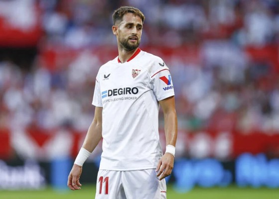 El Valencia negocia la cesión de Adnan Januzaj