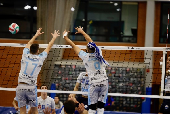  Léleman Conqueridor Valencia bate con solvencia a Boiro y continúa sumando
de tres en tres