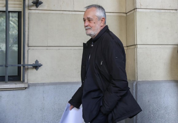 La Audiencia de Sevilla aplaza su decisión sobre el ingreso en prisión de Griñán