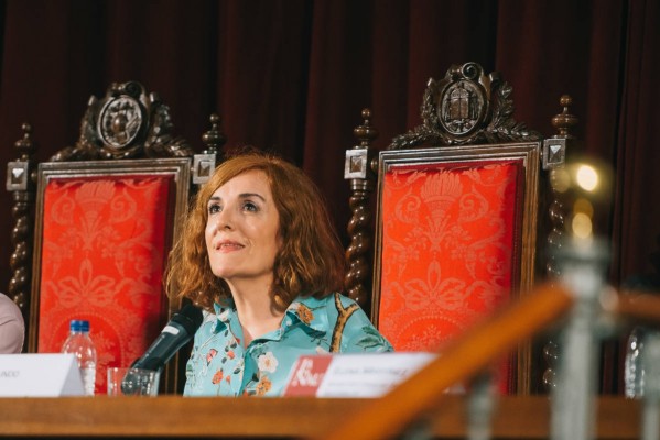 Elvira Lindo y Ángeles González Sinde dialogan sobre la vida y la ficción en el TEM
