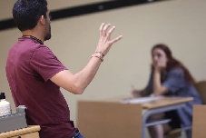 STEPV, UGT, CGT y CSO convocan huelga de dos horas del profesorado de FP el día de inicio de curso