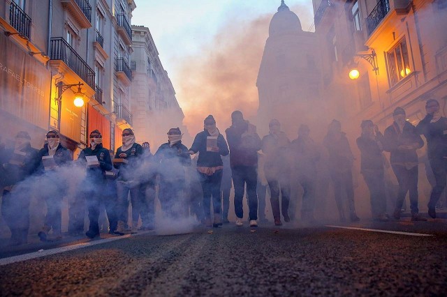 València estudiará fijar unas horas en Fallas sin petardos para no molestar a personas y animales