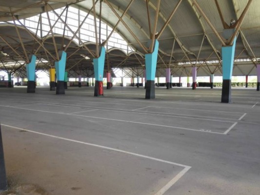 Castelló da el primer paso para resolver la explotación del recinto ferial antes de elecciones