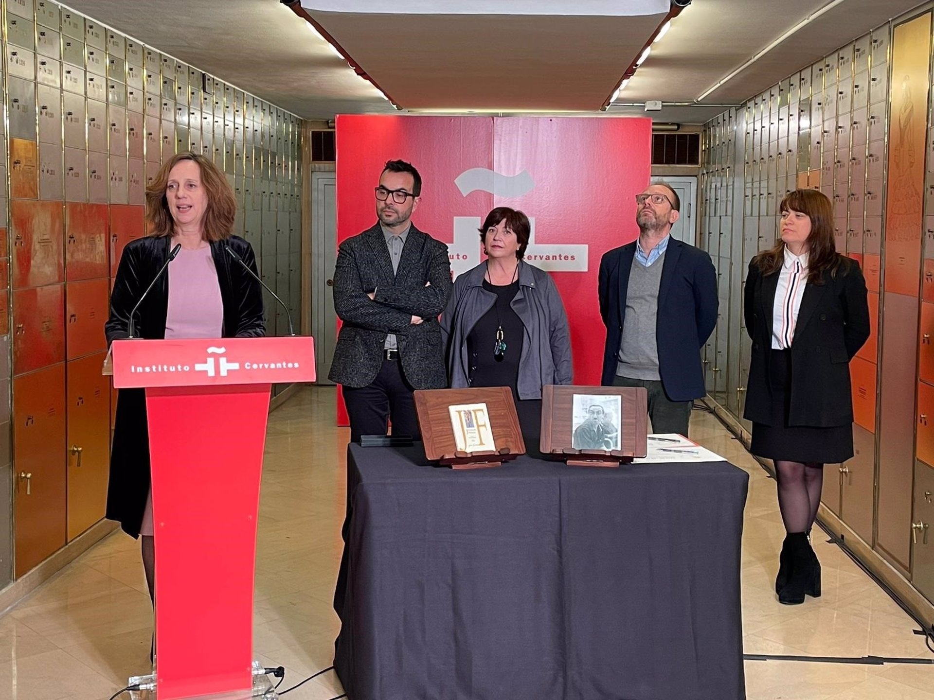 La Caja De Las Letras Del Cervantes Recibe El Legado In Memoriam De Joan Fuster (1922-1992). Foto: EP/INSTITUTO CERVANTES  - 