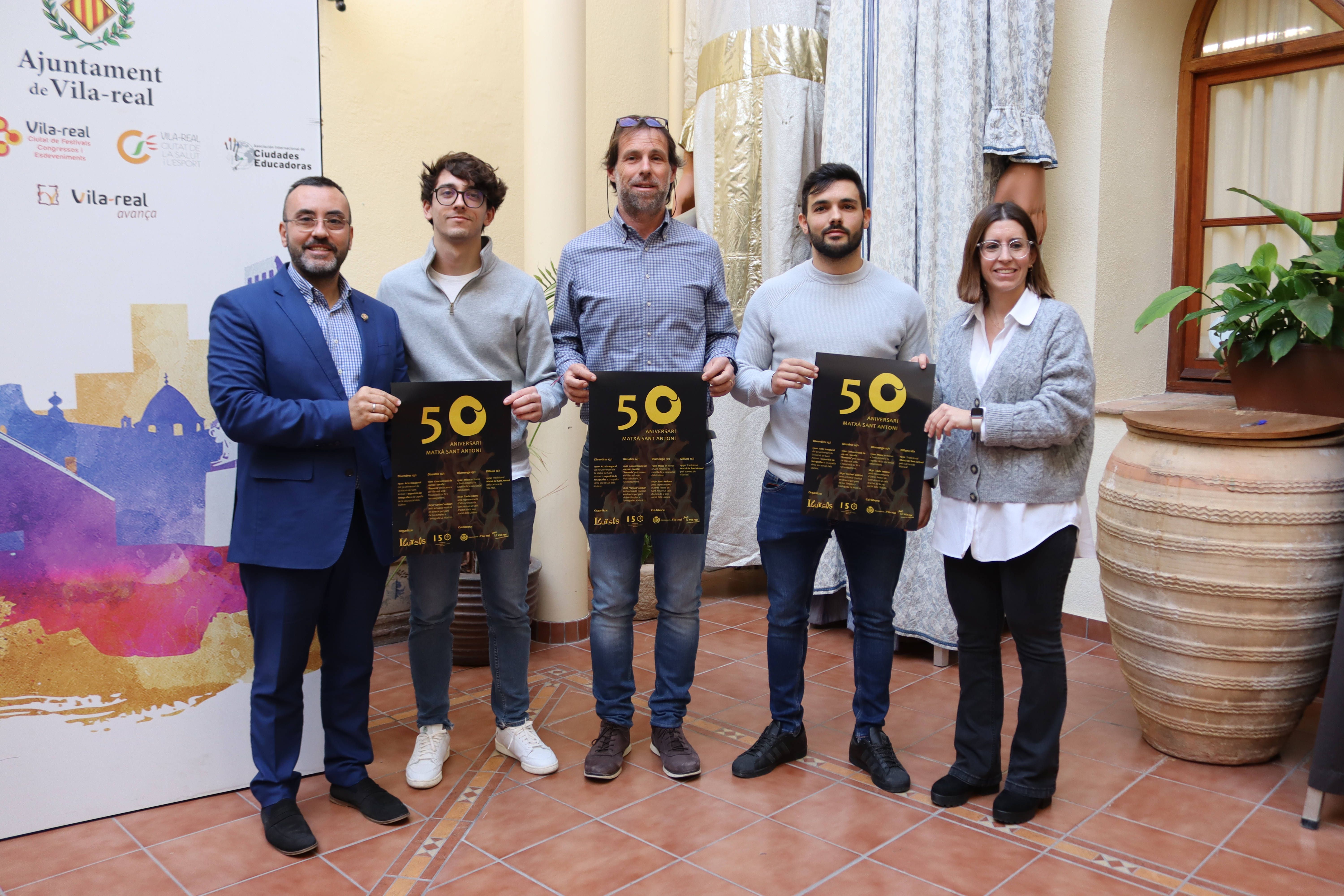 La Matxà de Sant Antoni cumple 50 años de la mano dels Lluïsos en un homenaje a Vila-real 

