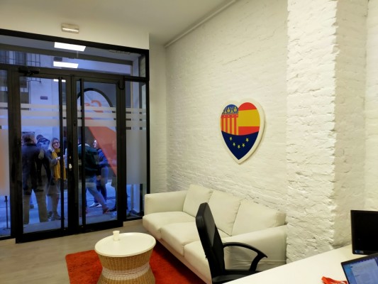Las bases valencianas de Ciudadanos votan a la nueva dirección tras una campaña de perfil bajo 