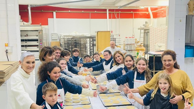 Una tonelada y media de harina para 'Les Coquetes de Sant Antoni' en Benicàssim