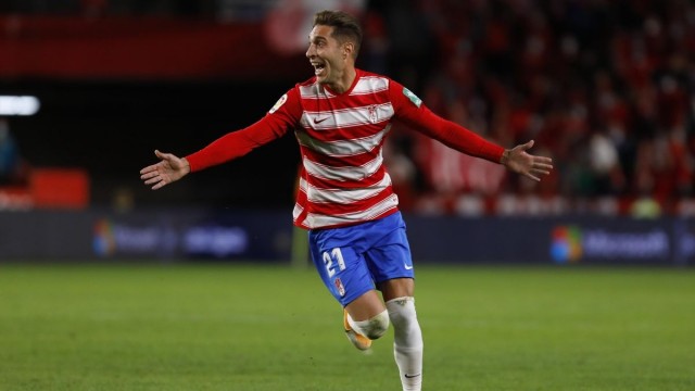 Paco López confirma la posible lesión grave de rodilla de Rochina
