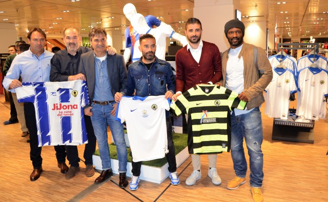 Exjugadores ven difícil asustar al Barça en la Copa pero no imposible


