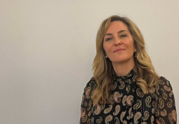 La oficina valenciana de Mirabaud se refuerza con el fichaje de Helena Martínez