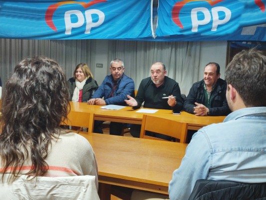 Vicente Pallarés encabeza de nuevo la candidatura del PP a la
alcaldía de Sant Joan de Moró   
