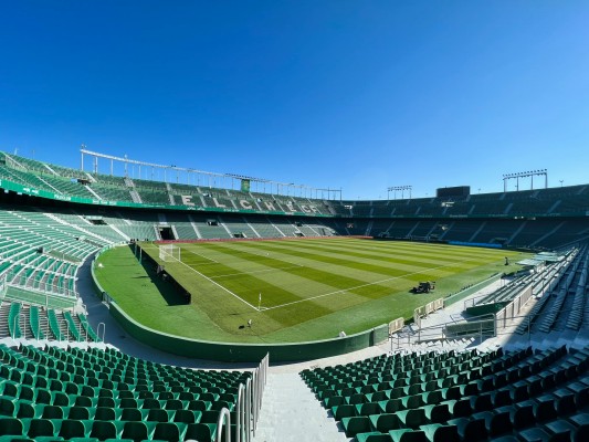 El Elche volverá a jugar un partido de Liga como local en domingo once jornadas después