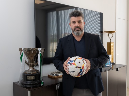 La Federación de Peñas del Elche señala a Bragarnik y a los jugadores