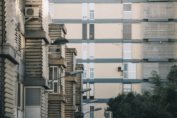La compraventa de vivienda por parte extranjeros creció un 36% en la Comunitat en el 3º trimestre
