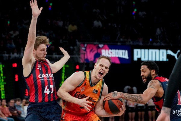 Derrota ajustada de Valencia Basket en Vitoria