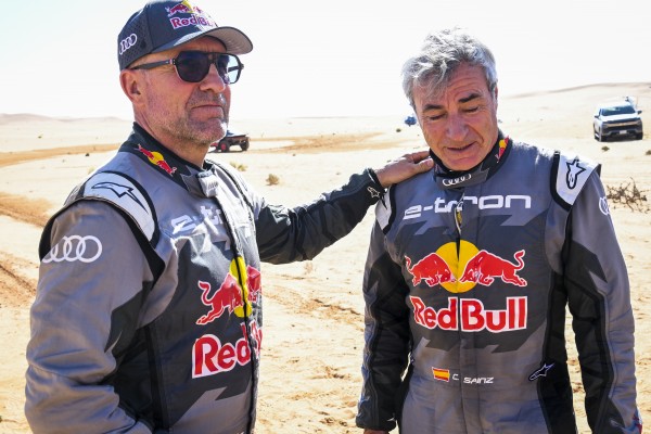 Sainz se reengancha al Dakar con el objetivo de ganar etapas