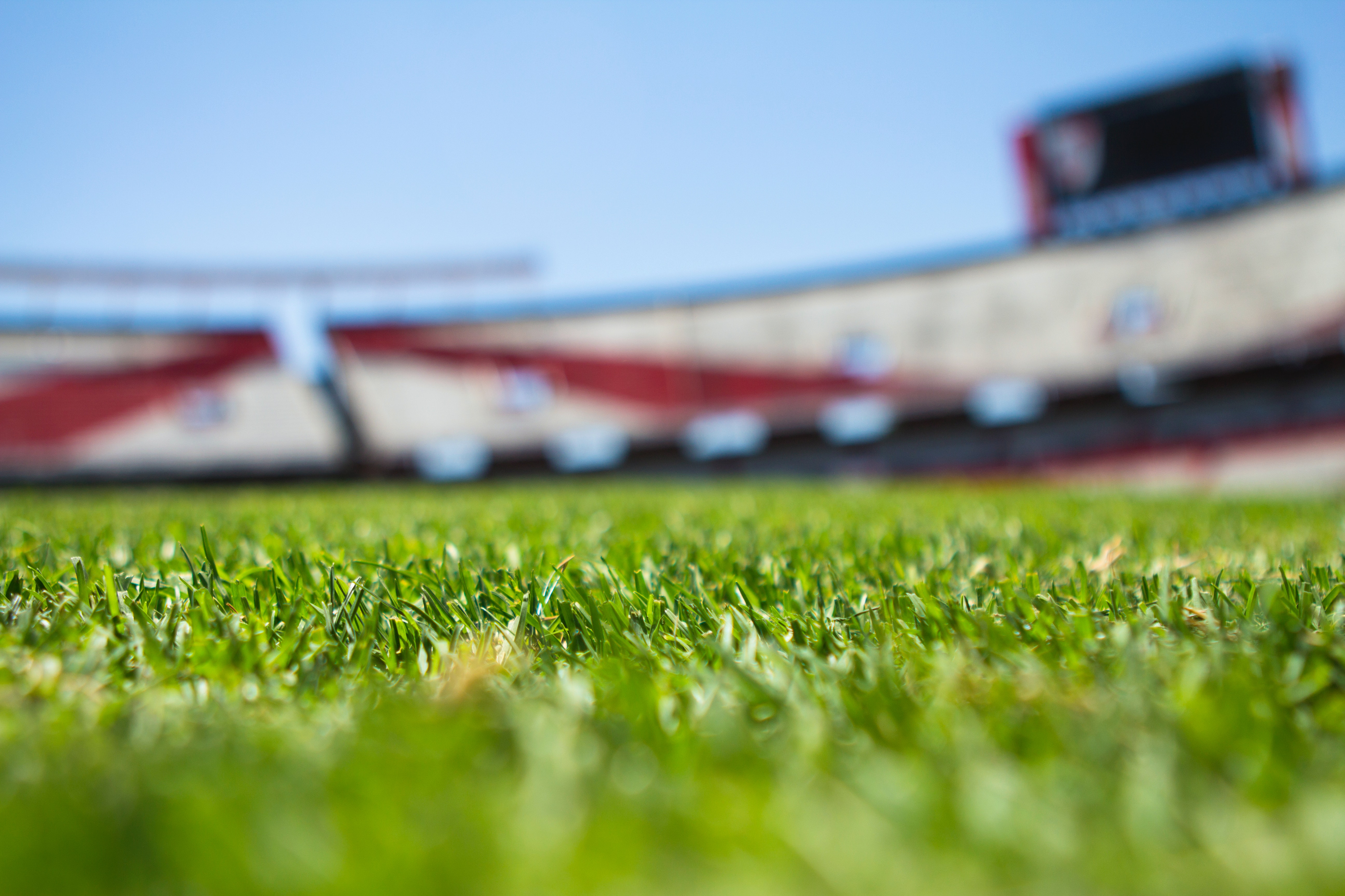 El campo de fútbol 8 de Almenara se llamará José Vicente Forment