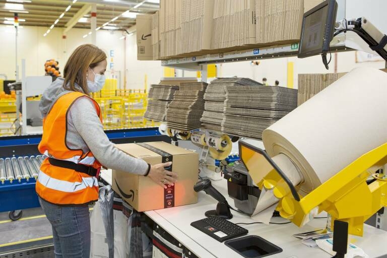 Amazon eleva hasta 18.000 el número de empleados que despedirá