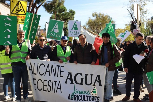Asaja Alicante pide el cese de Ribera y la acusa de mentir para 