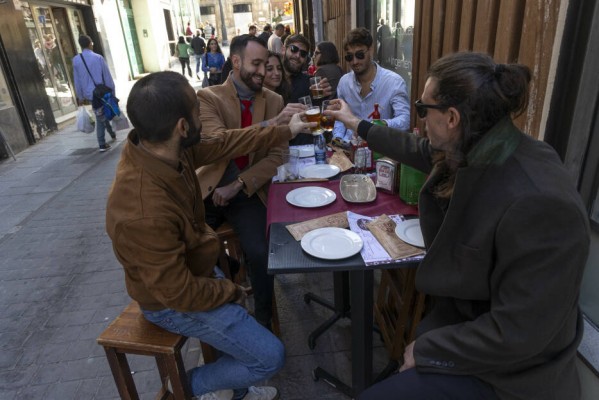Los turistas extranjeros triplicaron su gasto en la Región durante el 2022