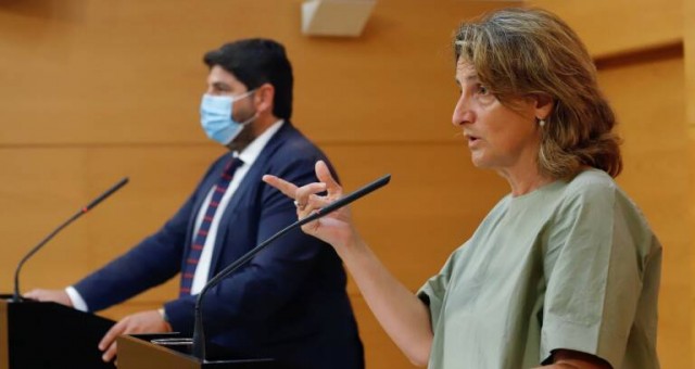 El Gobierno hace cuentas electorales con el agua y se la juega a quitar la subvención a la desalación