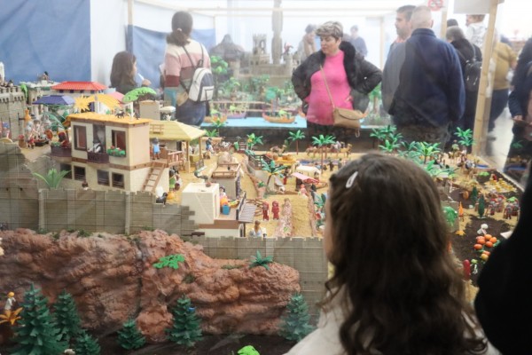 Más de 13.000 personas visitan la exposición de Playmobil en l'Antic Mercat de Torrent